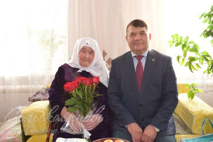 Аксубаевской долгожительнице исполнилось 90 лет