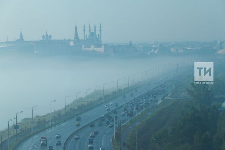 Татарстанцев предупреждают о сильном ветре и тумане