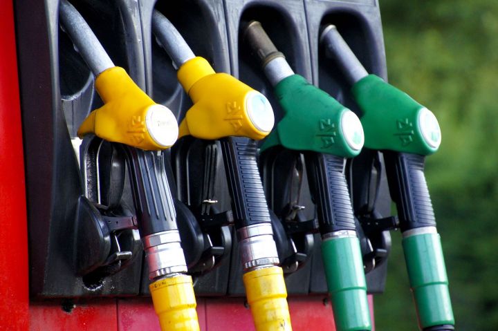 ФАС не прогнозирует существенных изменений в цене бензина до конца года
