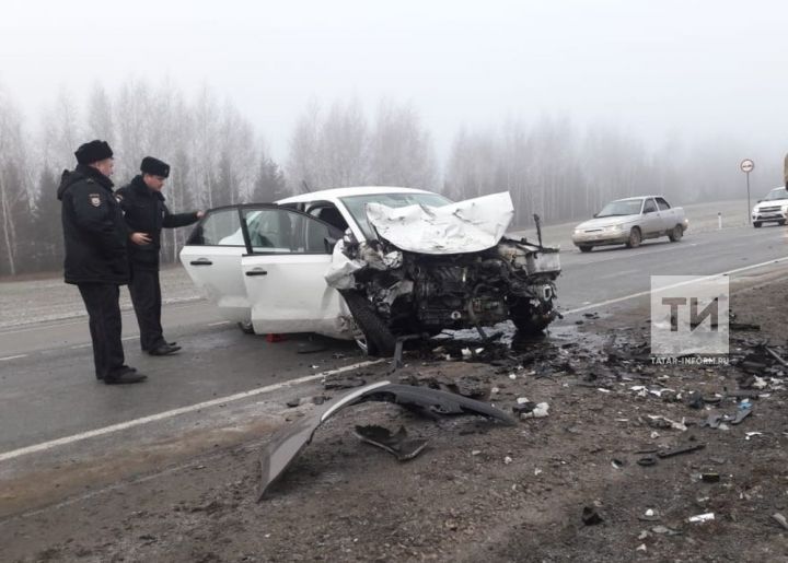 Смертельное ДТП на трассе в РТ спровоцировала юная автоледи, выехав на встречку