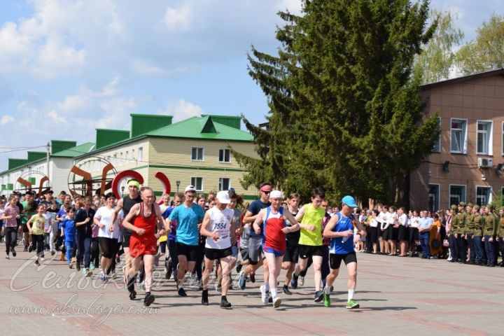 В кроссе Победы Аксубаево – Кривоозерки участвовало 157 человек