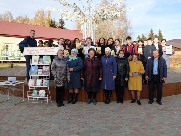Аксубаевская библиотека отправила на поиск – школьники приняли участие в квесте «Край мой, край чудесный!»