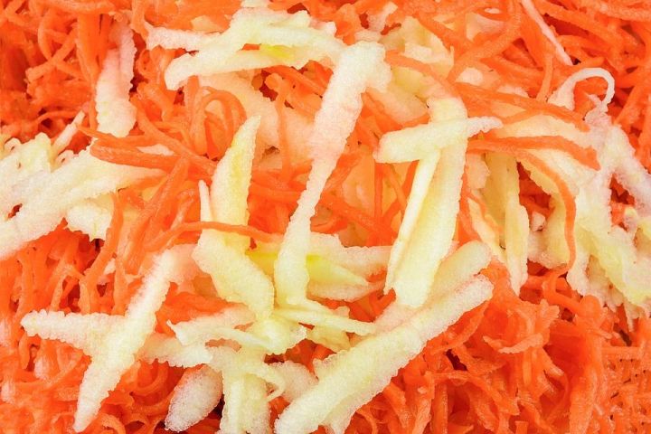 Рецепт салата из моркови и яиц