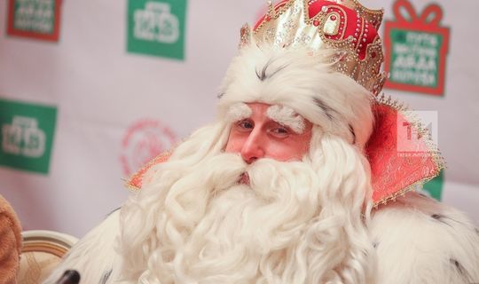 Любовь Авдонина: Дед Мороз на праздниках должен находиться в маске