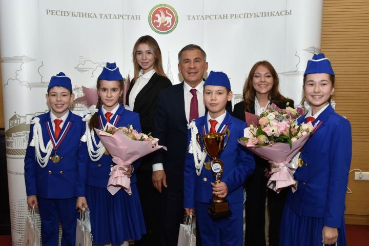 Президент РТ поздравил победителей Всероссийского конкурса «Безопасное колесо» 