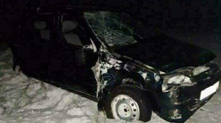 В Татарстане погиб подросток, который без прав сел за руль авто и вылетел в кювет