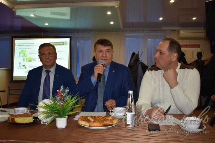 Аксубаевских предпринимателей учили зарабатывать и заниматься благотворительностью