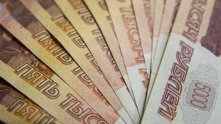 Путин подписал указ о выплатах семьям по 5 тыс. рублей на ребенка
