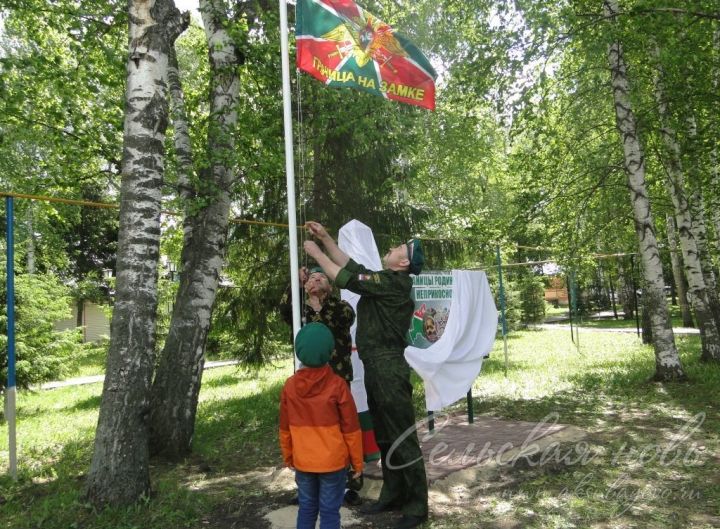 Аксубаевские мужчины помнят службу на границе
