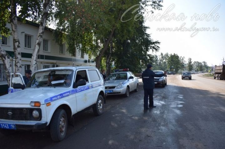 В Аксубаевском районе приставы арестовали автомобиль, хозяин которого игнорировал уплату штрафов