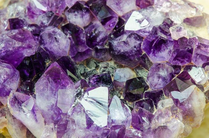 Не только украшения: 9 полудрагоценных камней, которые лечат