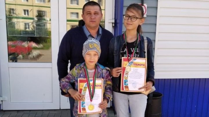 Аксубаевские спортсмены по шашкам сыграли праздничный турнир
