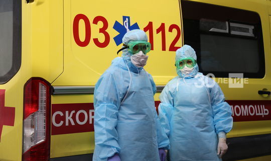 В России медиков первыми начнут прививать от коронавируса