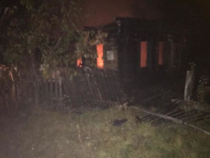 В Татарстане мужчина сгорел вместе с домом из-за непотушенной сигареты