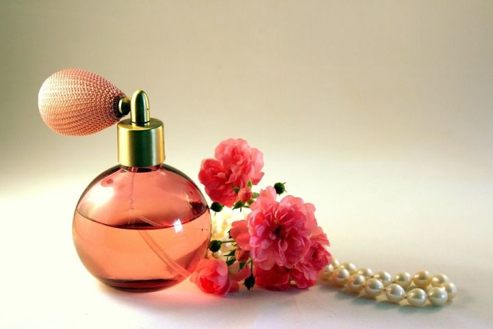 Как усилить стойкость парфюма