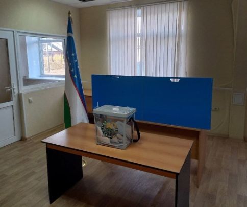 В Аксубаевском районе гражданам Узбекистана предоставили возможность выбрать президента республики