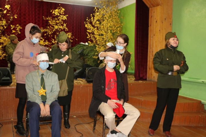 Аксубаевские школьники помнят и гордятся историей страны