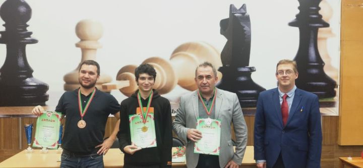Аксубаевские шахматисты выиграли 2 место на Чемпионате республики