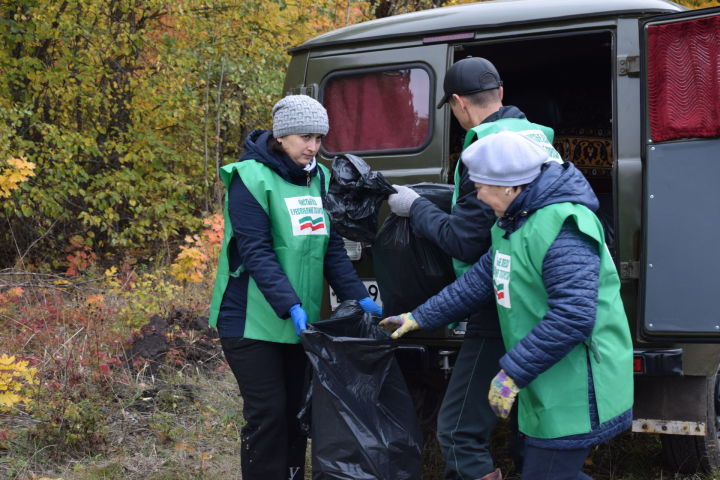 С начала акции «Чистые леса Татарстана» собрано 850 кубометров бытовых отходов