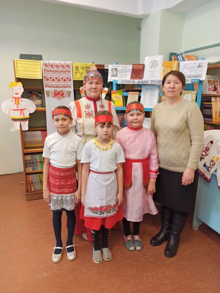Аксубаевские школьники читали стихи на родном языке