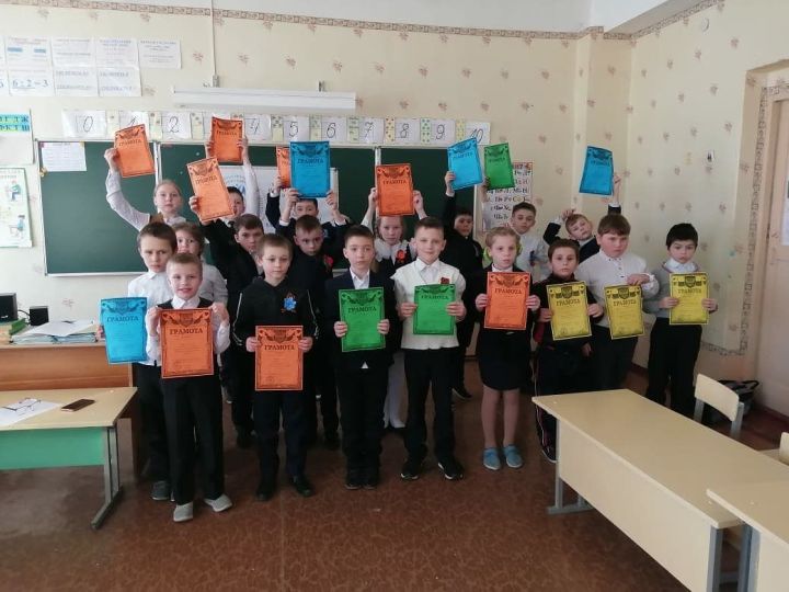 Аксубаевские школьники читали стихи, рожденные войной