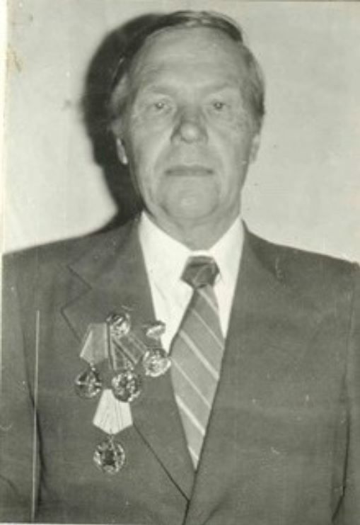 Корнейчук Леонид Иванович сугышта Үзәк фронт составында катнашкан