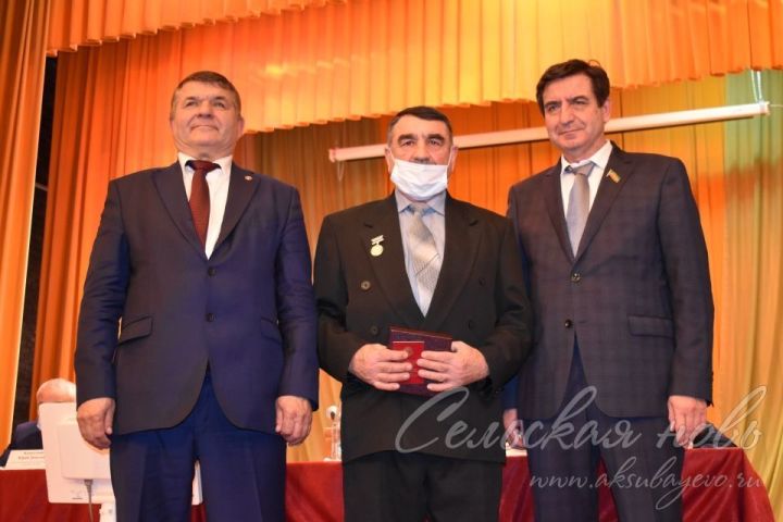 Аксубаевский фермер стал Заслуженным работником сельского хозяйства РТ