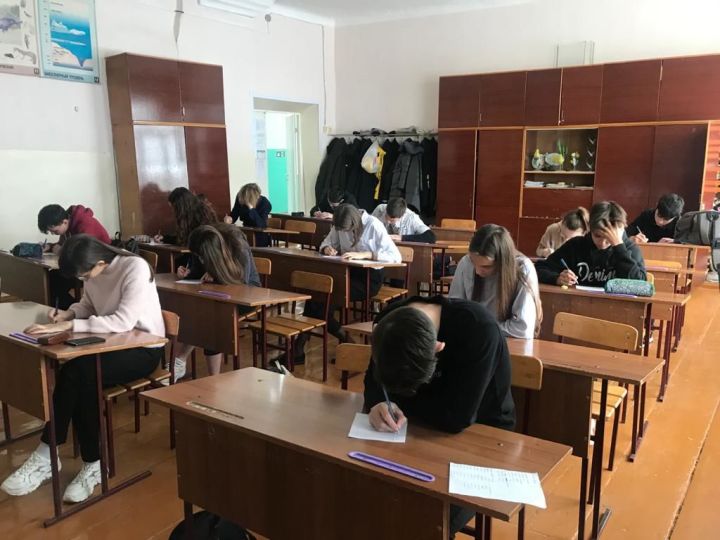 Аксубаевских школьников ожидает 10-дневный перерыв