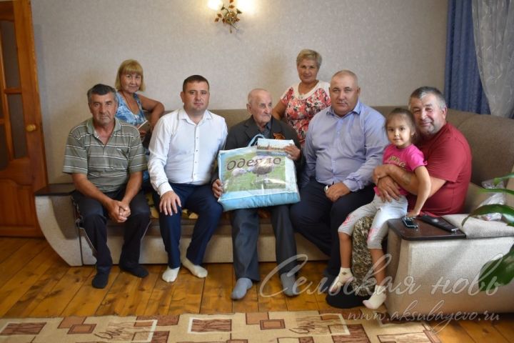 Мечта Петра Кудряшова сбылась – под старость лет он живет в деревне в большой семье