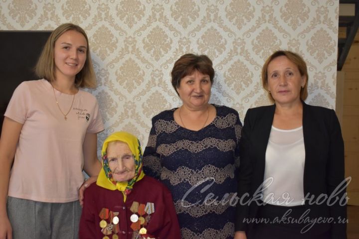 Труженица тыла из Аксубаевского района отметила вековой юбилей в кругу родных
