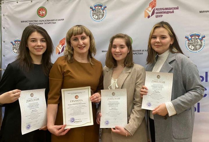 Школьники Аксубаевского района стали призерами Республиканской олимпиады по татарскому языку и литературе