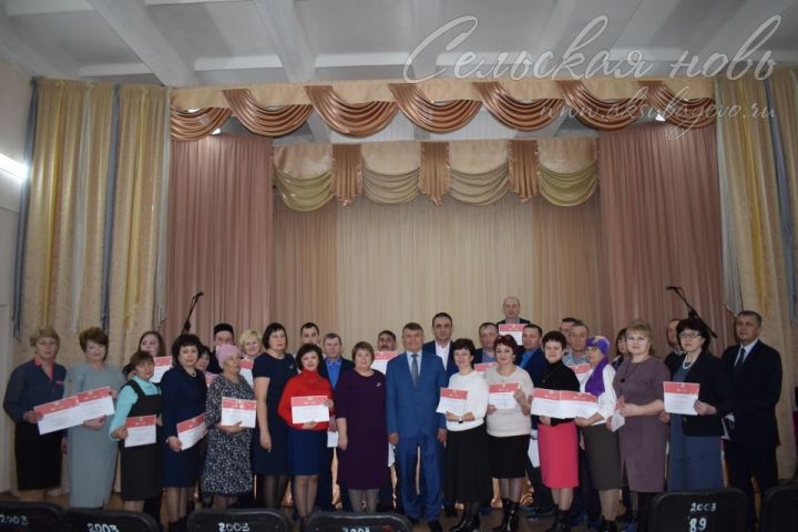 Школы Аксубаевского района пополнились 199 ноутбуками