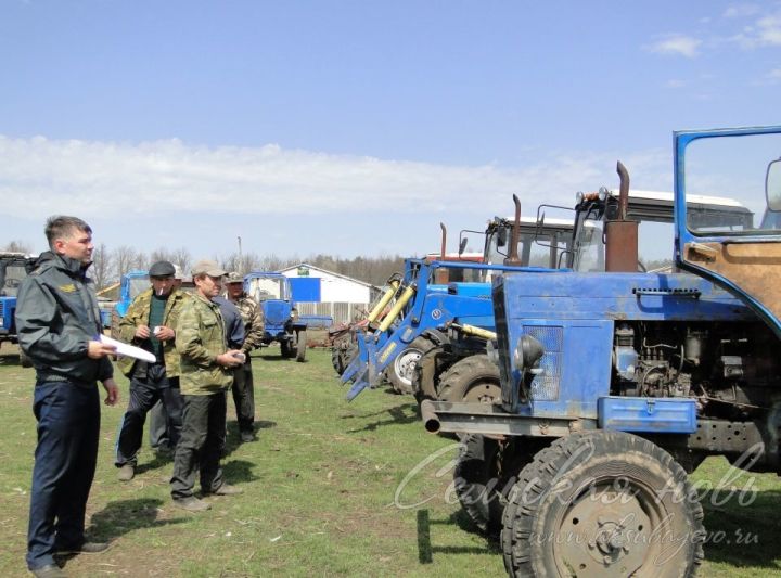 В Аксубаевском районе проверят трактора частного сектора