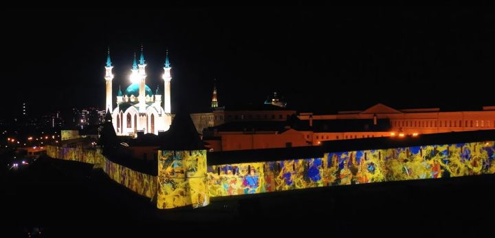 В Казани и Болгарах к 1100-летию принятия Ислама Волжской Булгарией показывают уникальное световое шоу
