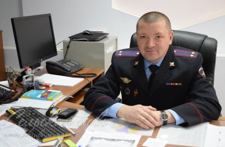 «Трудности есть, но вполне преодолимые»: Ильгиз Алмакаев рассказал, чем привлекательна сегодня профессия полицейского