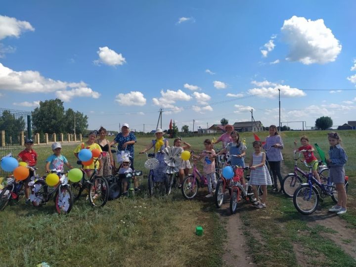 В Аксубаевском районе прошел парад велосипедов