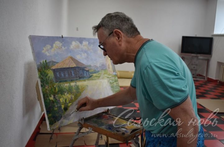 В Аксубаевском краеведческом музее открылась выставка картин «Родные просторы»