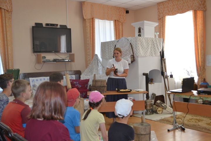 Аксубаевский краеведческий музей продолжает проводить занимательные экскурсии для детей