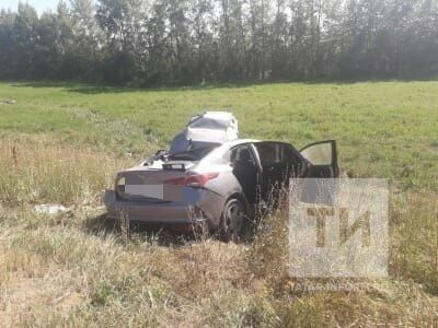 В Татарстане один человек погиб и двое пострадали в ДТП с легковушкой и грузовиком