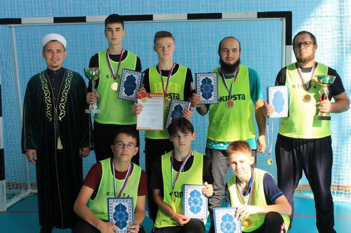 Аксубаевцы выиграли золотой кубок футбольного турнира