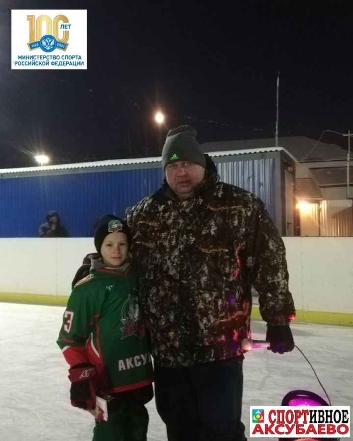 В Рождественском турнире победила хоккейная команда «Барс-1»