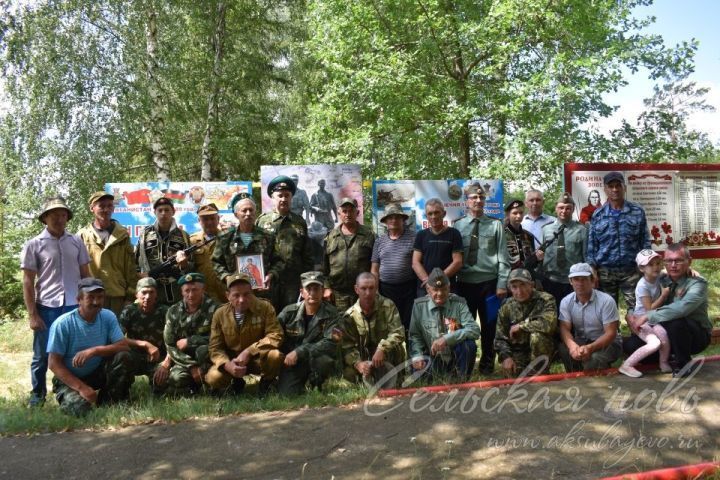 Аксубаевские ветераны-пограничники провели «Урок мужества» в сельской школе