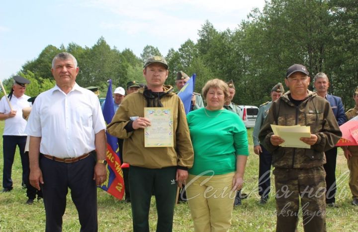 Аксубай педагоглары җыеннар үткәргән өчен бүләкләр алдылар