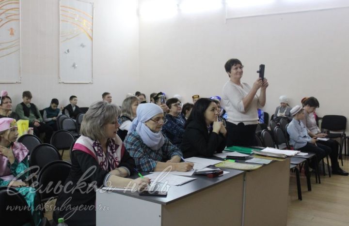 На площадке Аксубаевской средней школы №3 состоялся День родного татарского языка