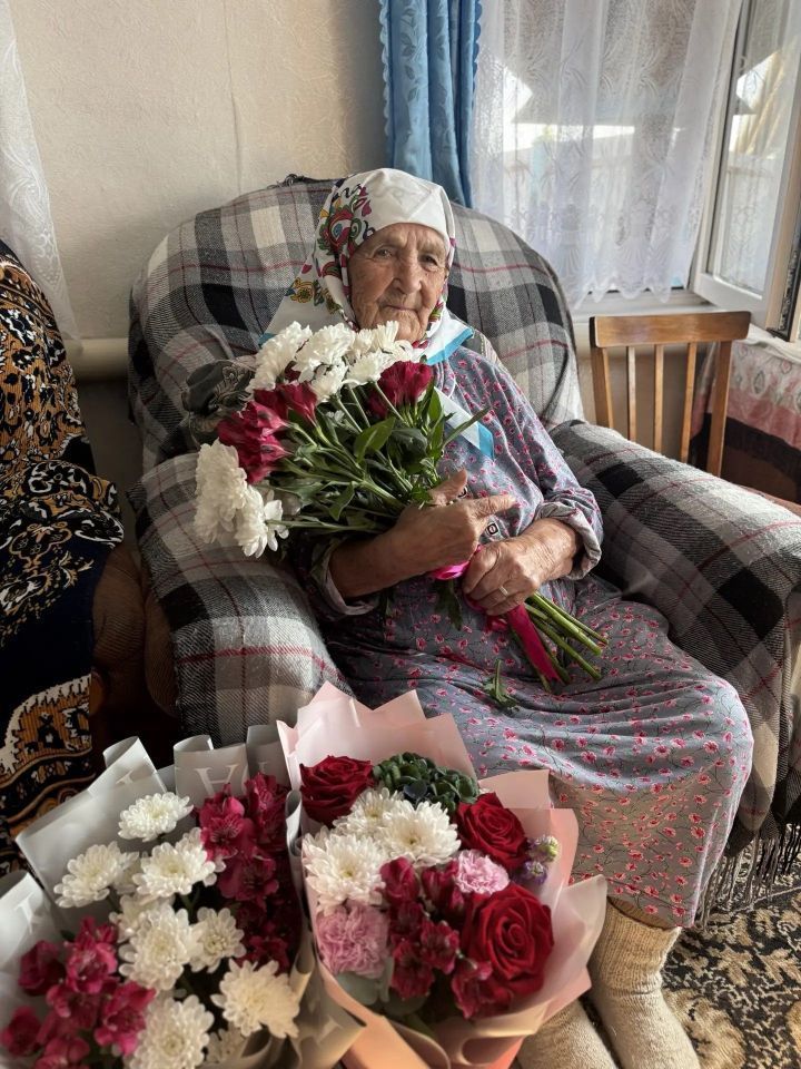 Аксубай ветераны бөтен хезмәт юлын туган ягына багышлаган
