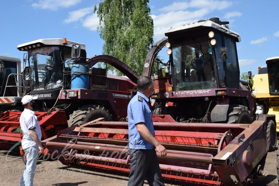 В Аксубаевском районе к заготовке кормов техника готова