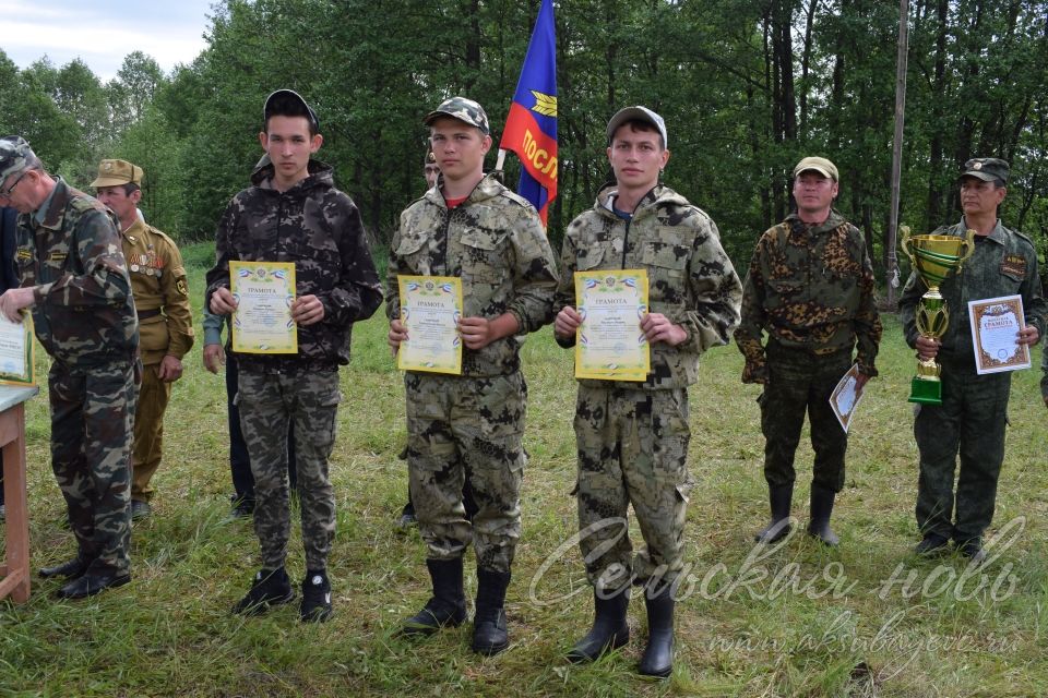 В Аксубаевском районе растут достойные защитники