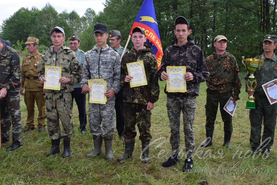 В Аксубаевском районе растут достойные защитники