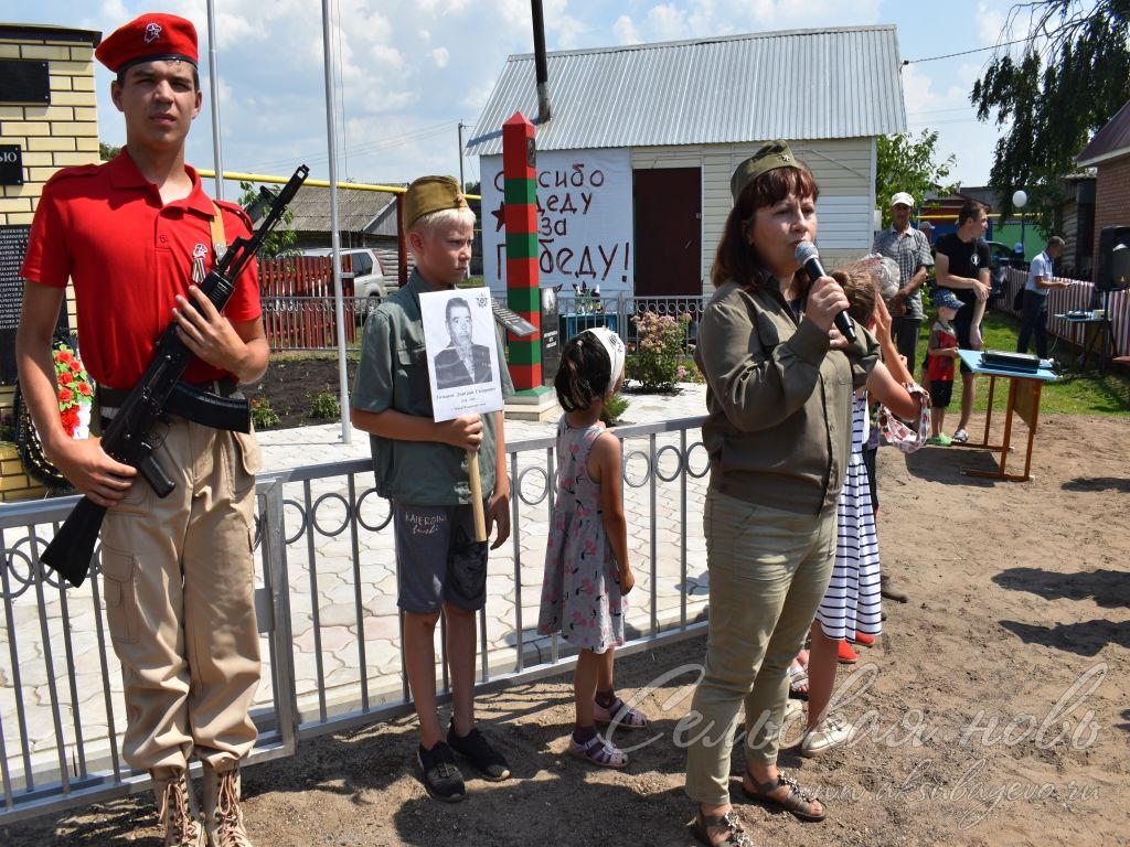 Память о героях Великой Отечественной войны в деревне жива