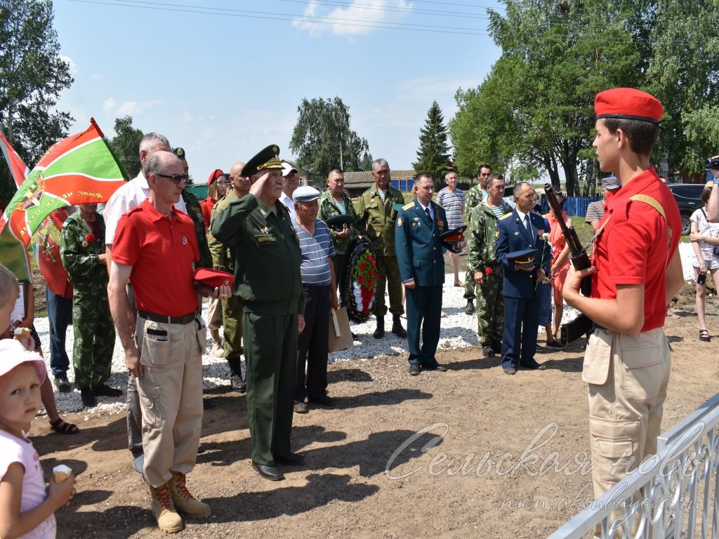 Память о героях Великой Отечественной войны в деревне жива